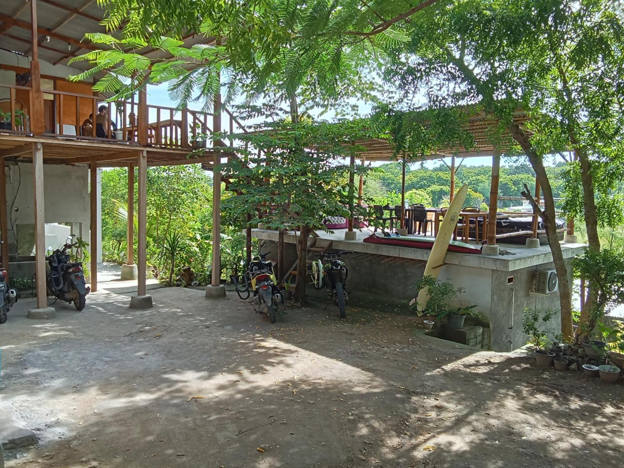 Feby'S Homestay Ekas Bagian luar foto