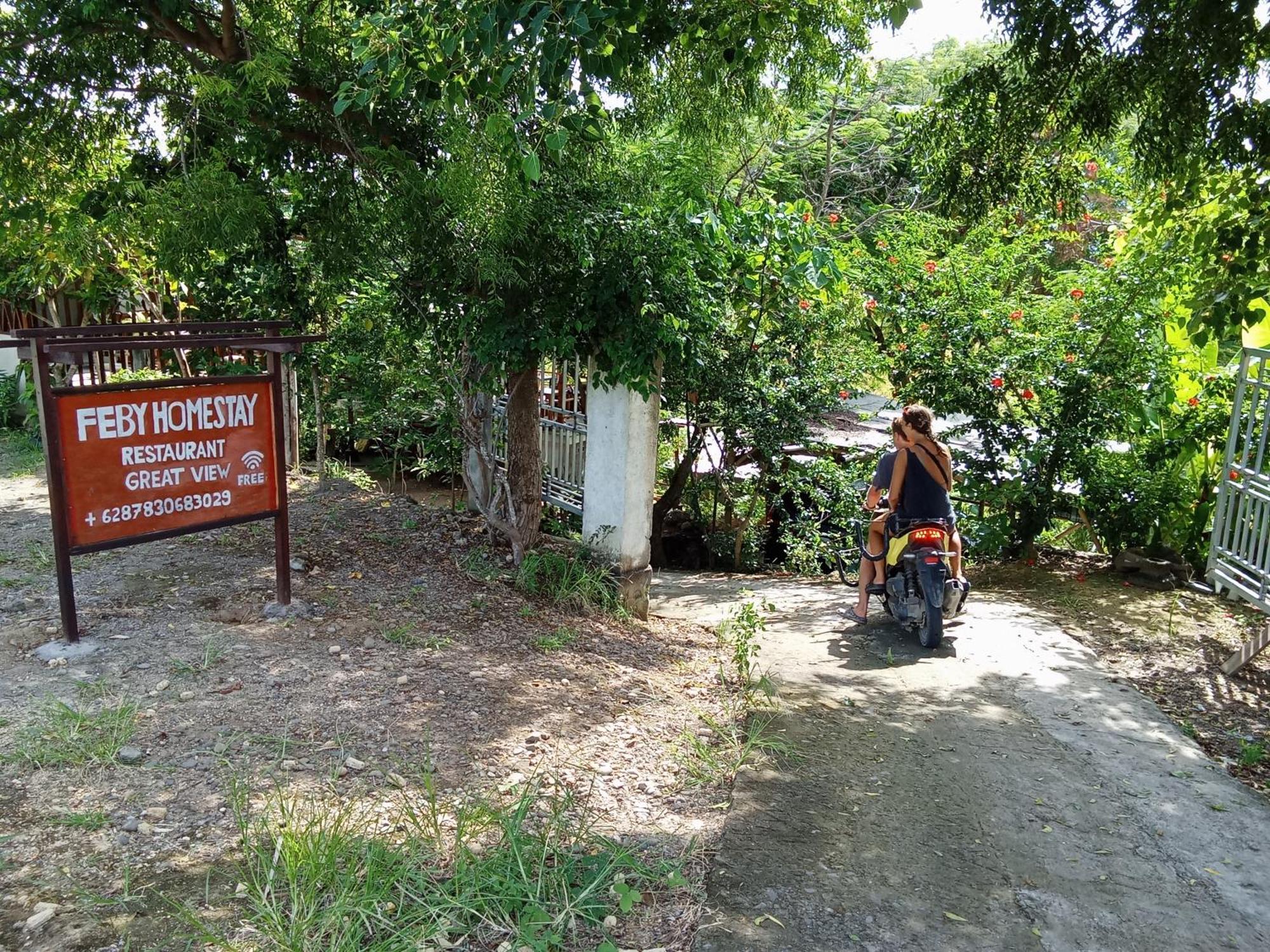 Feby'S Homestay Ekas Bagian luar foto